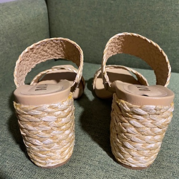Raffia sandals - Picture 2 of 4